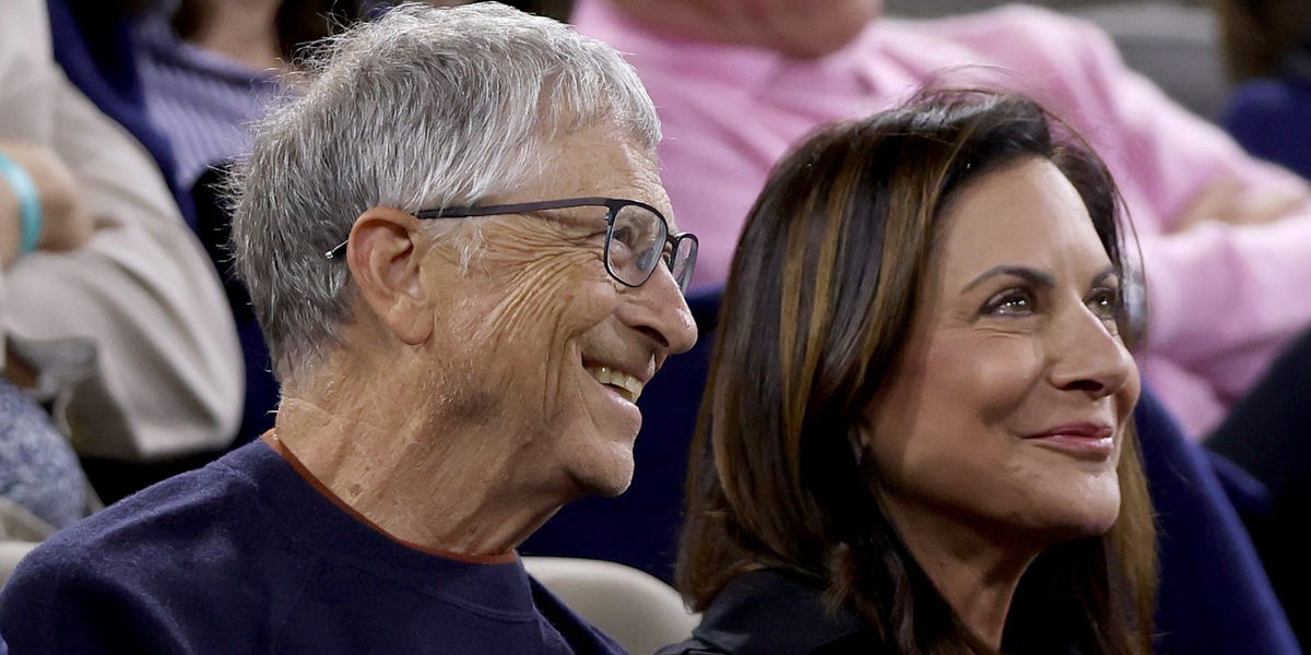 Rencontrez Paula Hurd, le philanthrope datant Bill Gates qui a obtenu un cri dans son nouveau livre