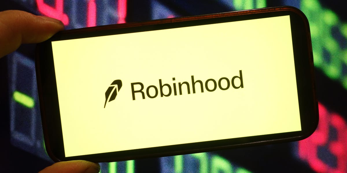 Sherwood, le bras des médias de Robinhood, licencie certains employés alors qu'il semble à «rationaliser la structure de l'équipe»