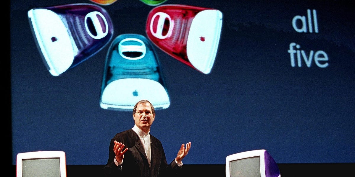 Steve Jobs a donné à Jony Ive une «tâche impossible» la première fois qu'ils se sont rencontrés. Il a sauvé Apple de la faillite.