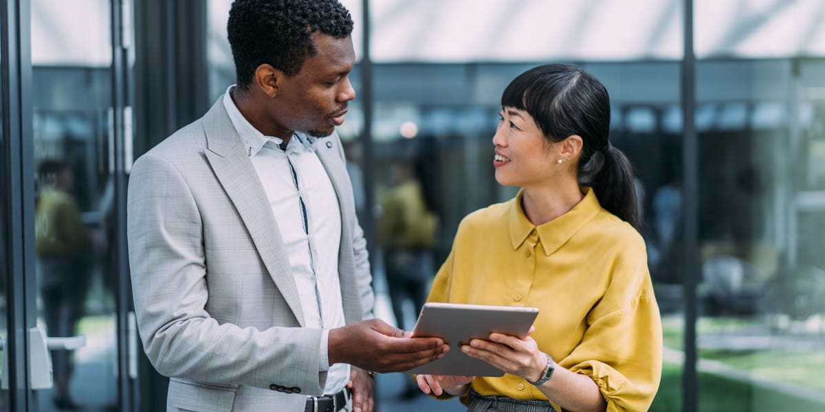 Comment gérer et éviter de recevoir un e-mail de style musk Elon vous demandant de montrer votre travail