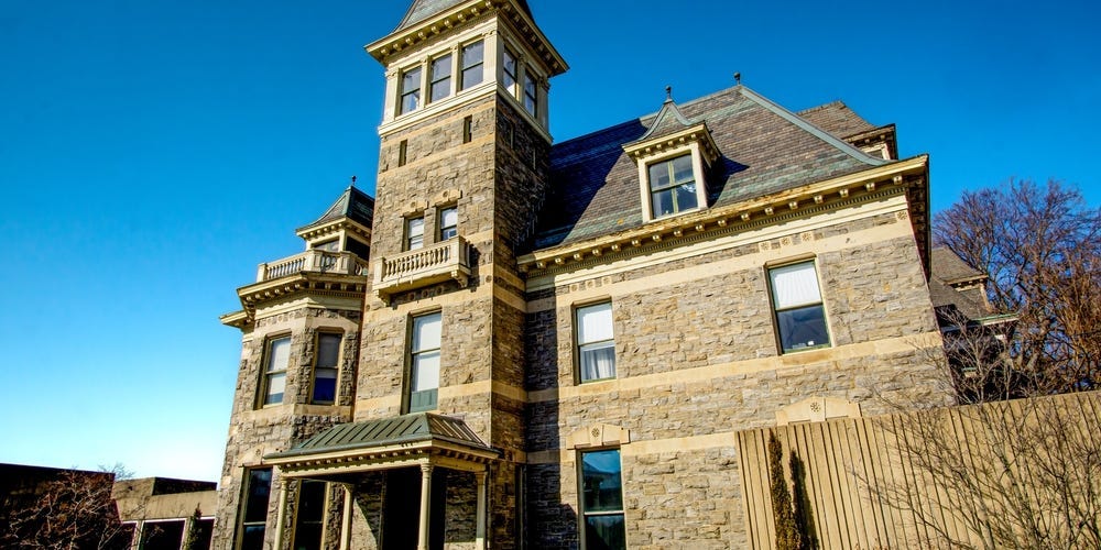 À l'intérieur de Glenview, manoir construit pour le banquier de Wall Street à l'âge d'or