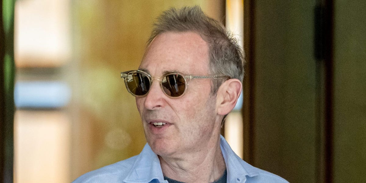 Amazon a surtout passé la guerre des talents de l'IA. Ce document interne révèle pourquoi.