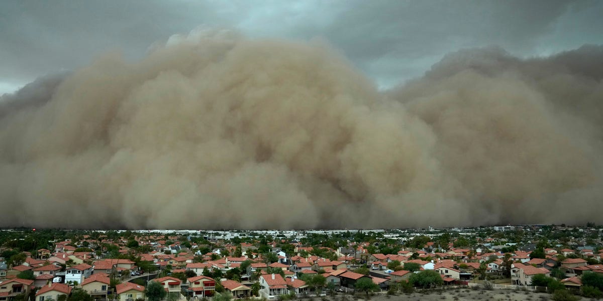 Arizona Dust Storm Forces dizaines de diversions de vol