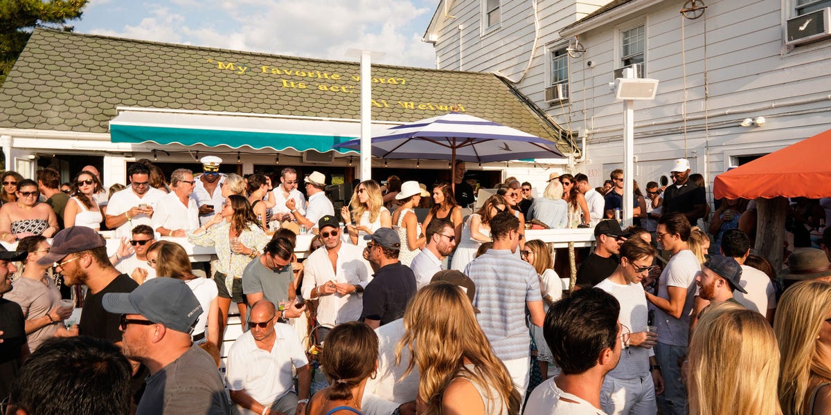 Ce que c'est que de travailler dans un hotspot de Wall Street Hamptons