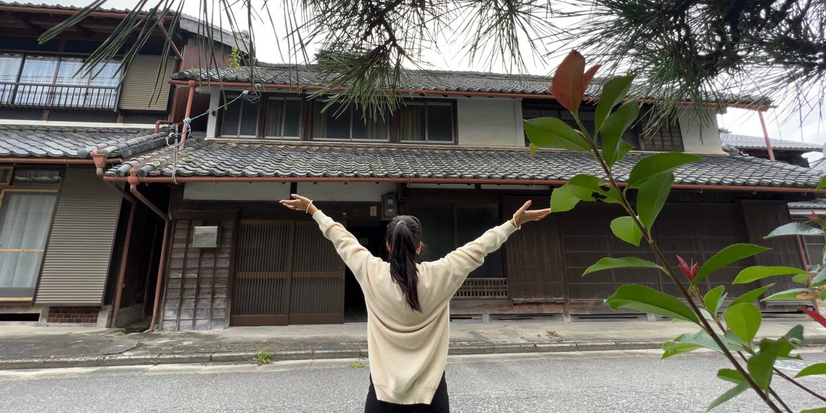 Gen Z a acheté la maison traditionnelle au Japon, a déménagé seul pour démarrer des affaires