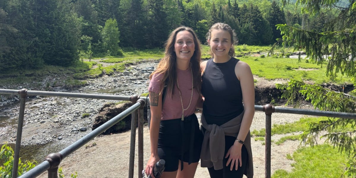 J'ai déménagé dans une nouvelle ville pour être plus proche des amis de l'enfance; La vie s'est améliorée