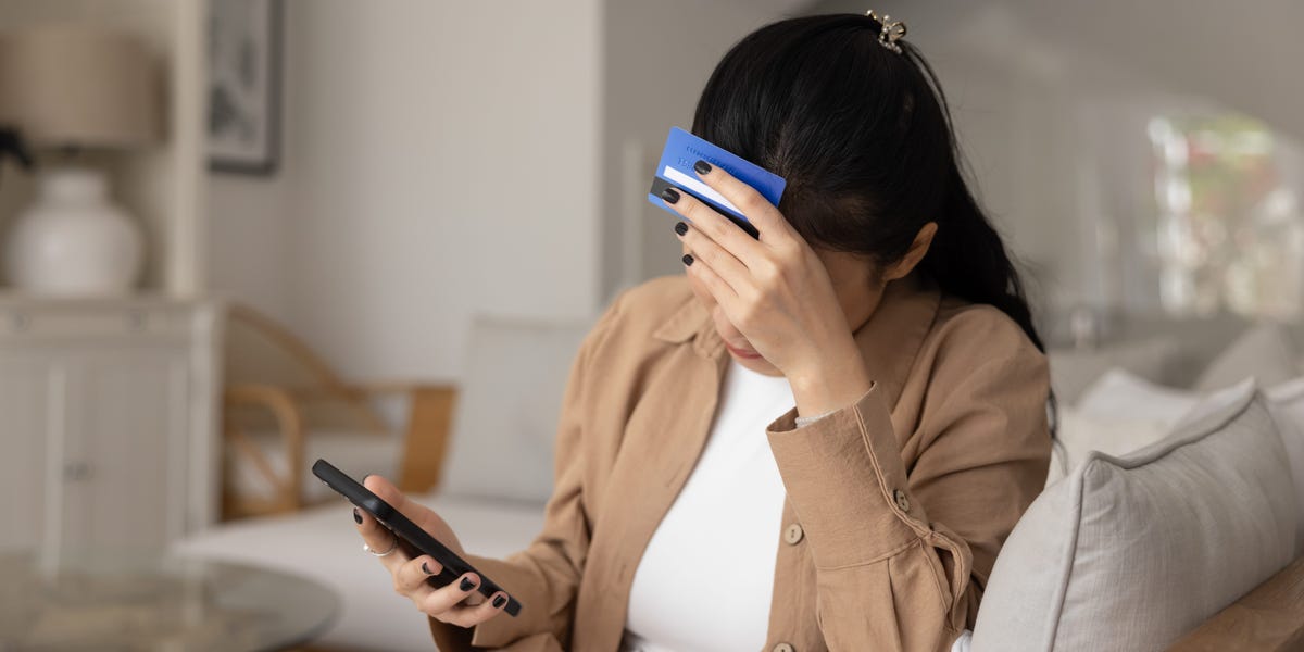 J'étais arnaqué sur 6 000 $ il y a un an - même si je savais mieux. Ce n'est pas la perte financière qui continue de me hanter.