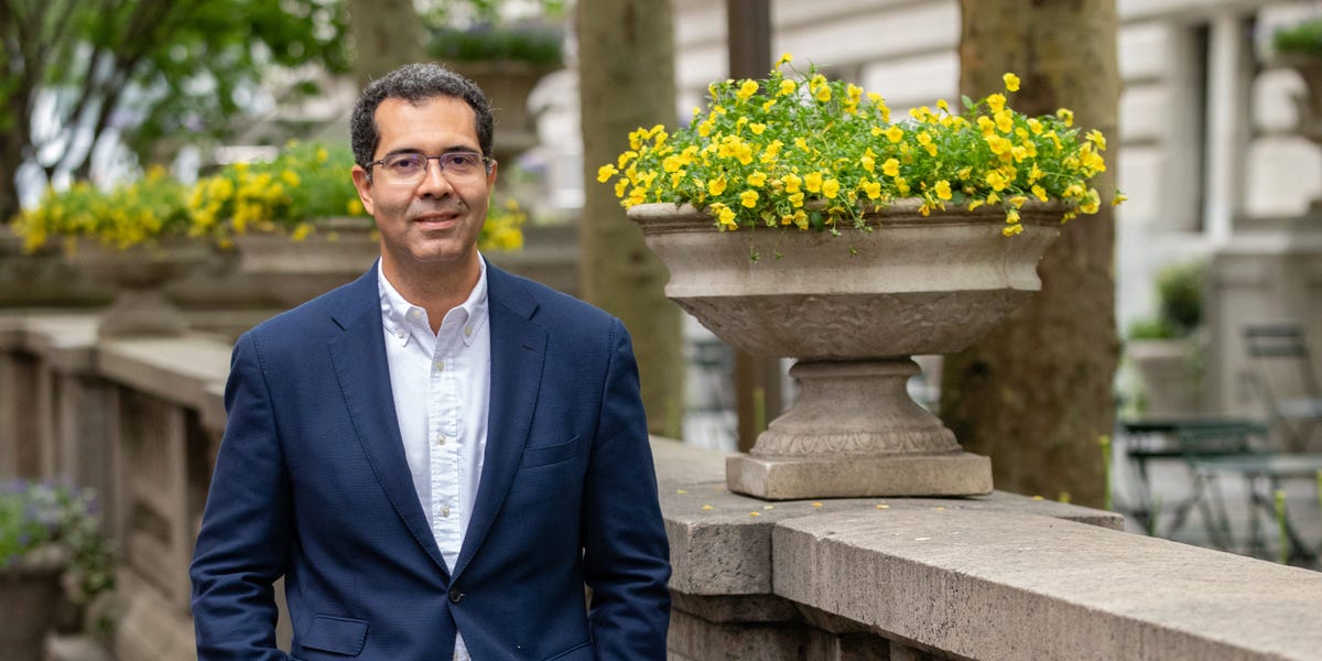 Le PDG compare le travail aux États-Unis, en Europe et en Amérique latine