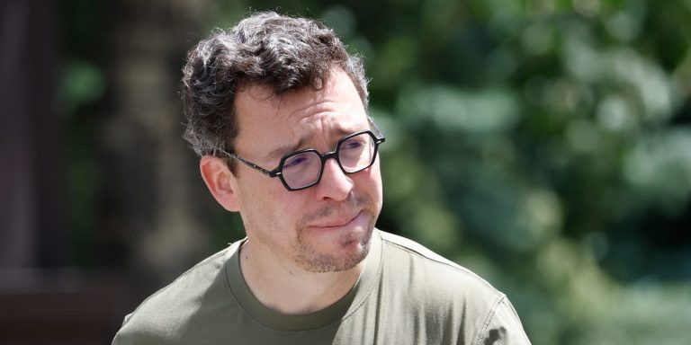 Le PDG de Duolingo dit qu&rsquo;il n&rsquo;a pas l&rsquo;intention de licencier à plein temps à cause de l&rsquo;IA – mais leur travail changera