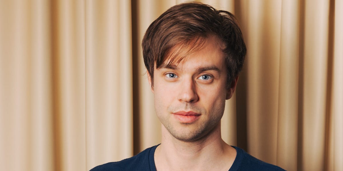 Le PDG de la startup de codage d'ambiance dit qu'un diplôme en informatique n'est plus le «billet d'entrée» pour une carrière dans la technologie