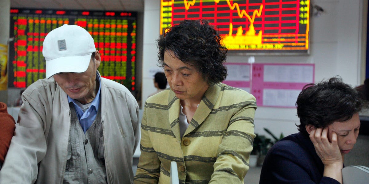 Les consommateurs méfiants de la Chine ont économisé des tonnes d'argent. Maintenant, ils le versent dans des stocks.