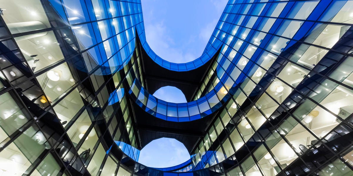 Les projets improbables de KPMG, Deloitte, EY, PWC