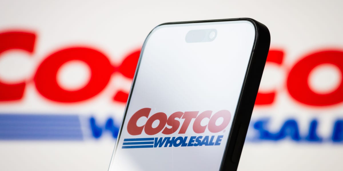 Salaires en gros de Costco révélés: combien l'entreprise paie les ingénieurs logiciels et autres travailleurs technologiques