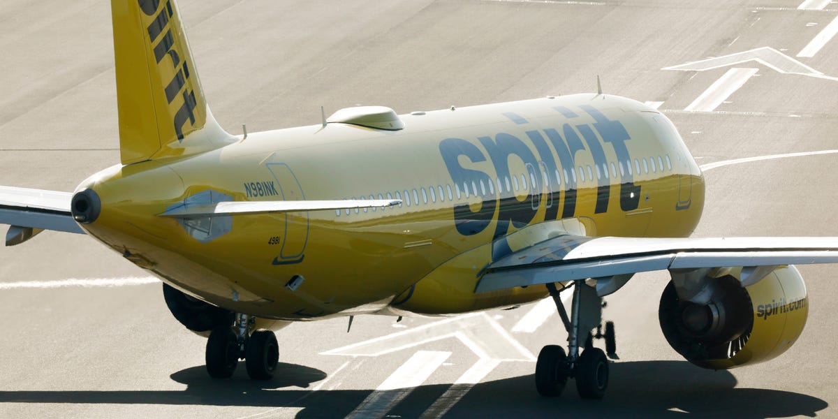Spirit Airlines avertit qu'il pourrait ne pas survivre un autre an après d'énormes pertes
