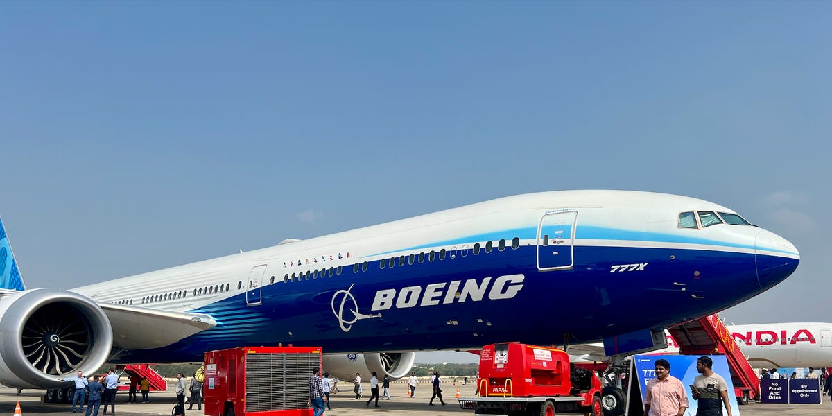 Un juge qui a annulé un verdict de 72 millions de dollars contre Boeing après que les actions de la société commerciale ont été retirées de l'affaire