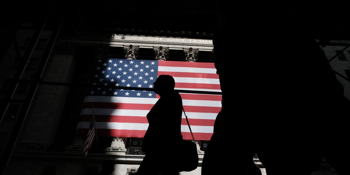 Wall Street regarde une autre année à succès pour les ETF après que les entrées ont sauté à un record de 1 billion de dollars en 2024