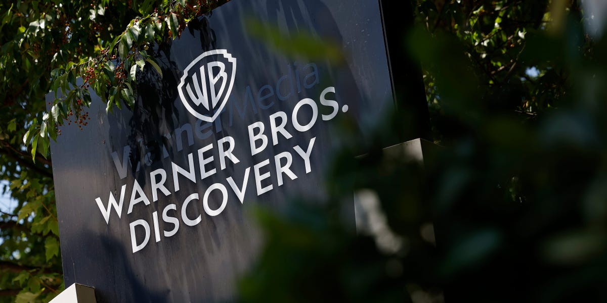 Warner Bros. Discovery Tipe 37% sur le rapport que Paramount Skydance prépare une offre de rachat