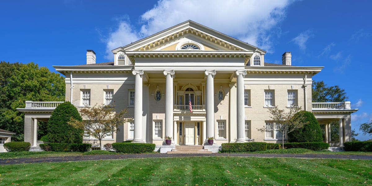 À l'intérieur du millionnaire reclus Orville Wright's Historic Ohio Mansion