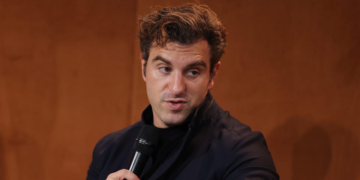 Brian Chesky dit qu'Airbnb pourrait être un refuge pour les travailleurs qui perdent leur emploi contre l'IA