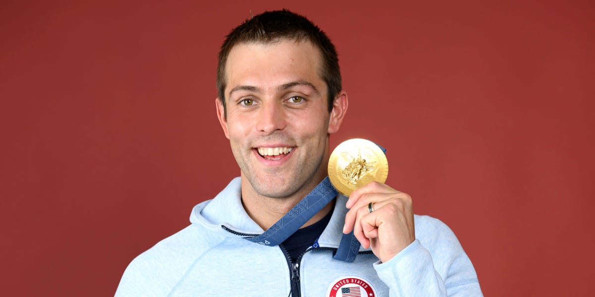 Comment un athlète est passé du nageur olympique à l'analyste de Goldman Sachs
