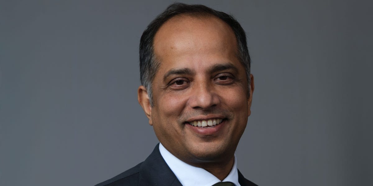 Le vétéran des finances dit que l'IA ne va pas condamner les banquiers juniors