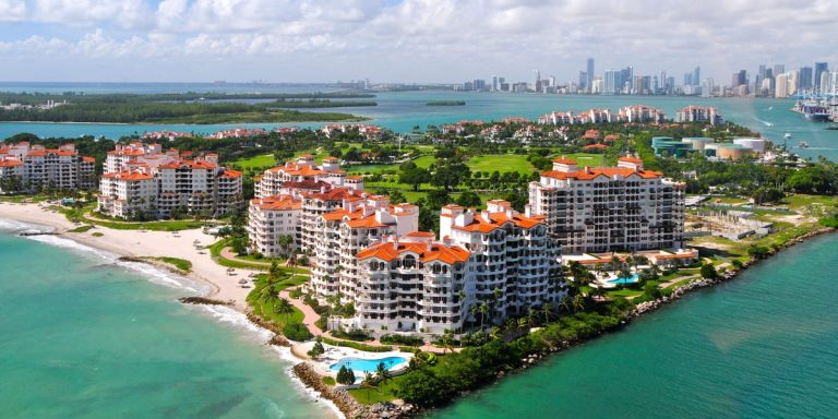 Les 10 codes postaux les plus chers aux États-Unis