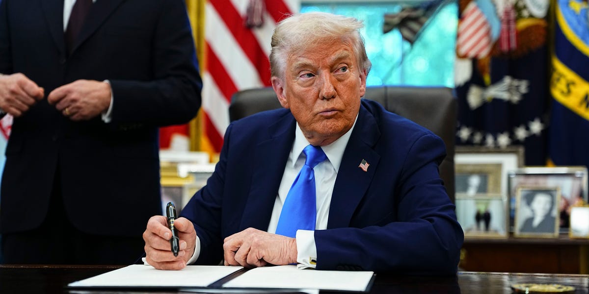 Les nouveaux frais de visa H-1B de Trump pourraient coûter aux entreprises beaucoup plus de 100 000 $