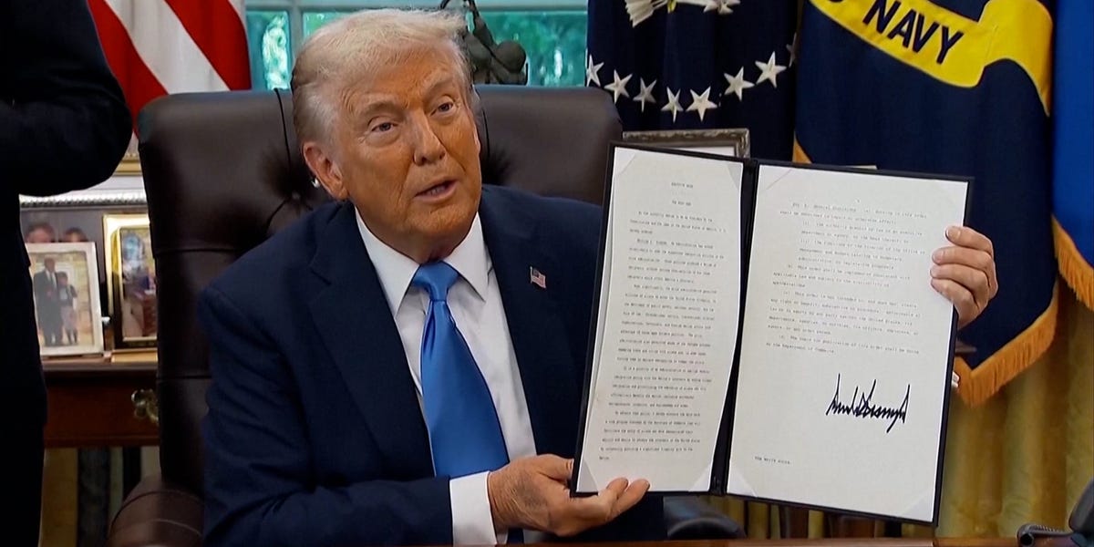 Voir les emplois financiers le plus en danger du changement de visa H-1B de Trump
