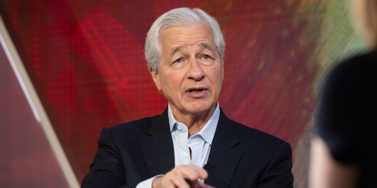 JPMorgan recherche les « meilleurs banquiers » pour un investissement de 1,5 billion de dollars aux États-Unis