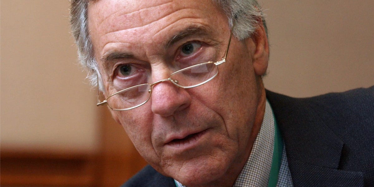 Les géants de l'IA manquaient les prévisions de croissance pourraient exposer le boom en tant que bulle: Hanke