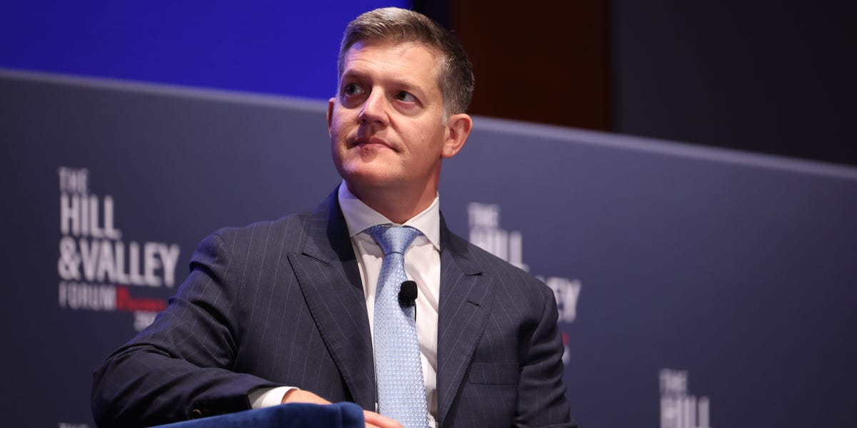 Roelof Botha de Sequoia qualifie l'investissement en capital-risque de « risque sans retour »