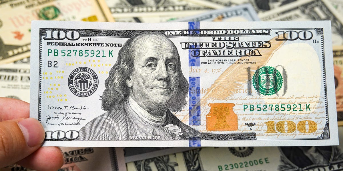 Un ancien banquier central partage 5 règles d'investissement pour aider la génération Z à créer de la richesse