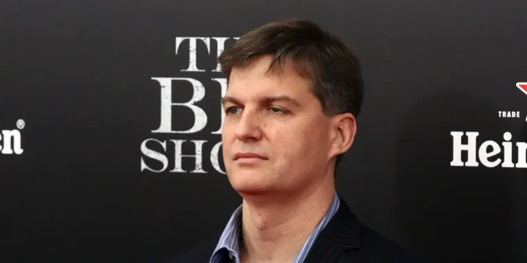 Le patron du centre de données critique les ours IA comme Michael Burry avec le GIF « Superman »