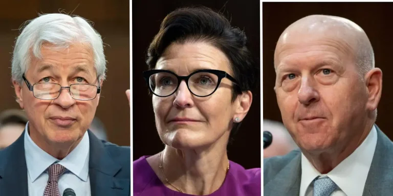 Ce que les PDG des banques disent que l’IA va faire à leurs effectifs