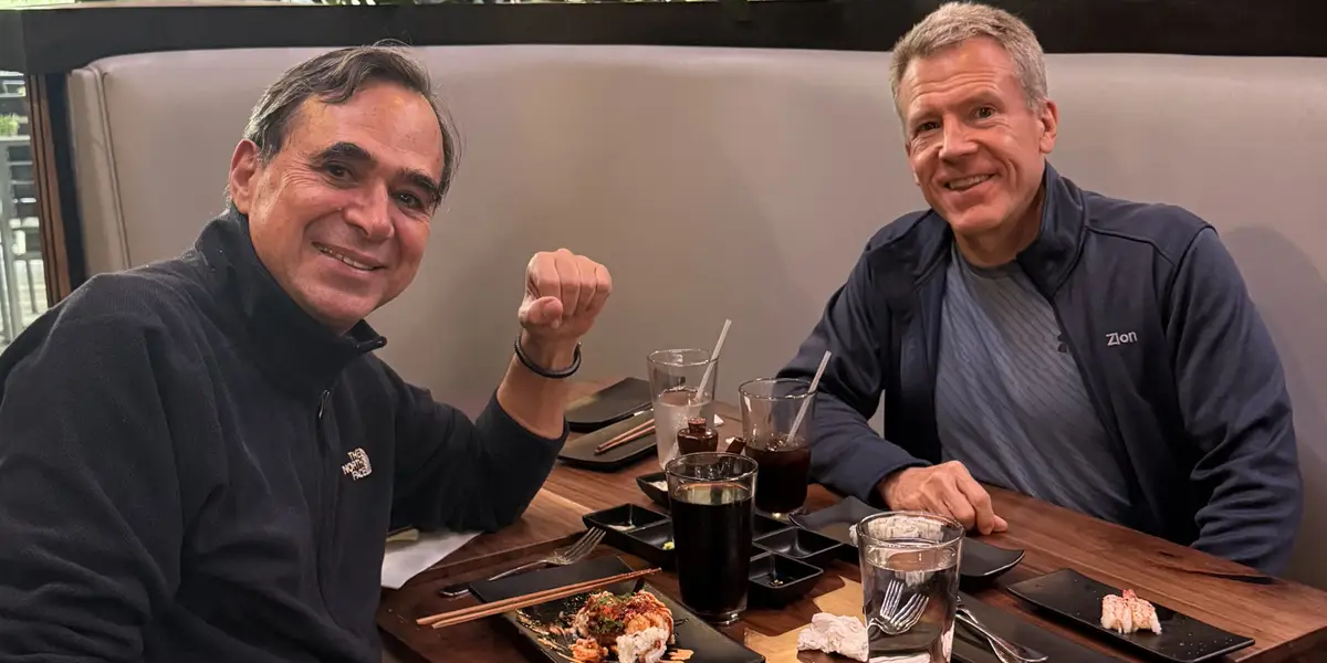 Je pensais que je me sentirais seul en déménageant dans une nouvelle ville à 58 ans : je me suis fait un ami proche