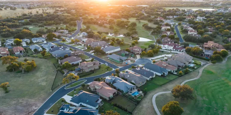 Les taux hypothécaires sont tombés en dessous de 6 %, mais pas pour les raisons souhaitées par Trump