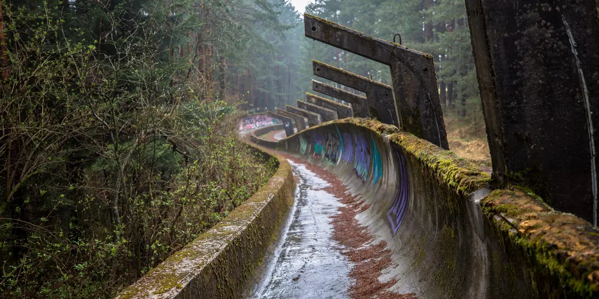 Photos : sites olympiques abandonnés après la fin des Jeux
