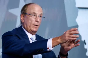 Larry Fink de BlackRock écrit que l&rsquo;IA pourrait aggraver les inégalités de richesse