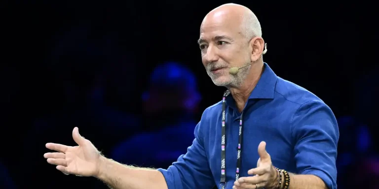 8 des 10 personnes les plus riches du monde voient leur richesse diminuer à mesure que l&rsquo;IA s&rsquo;inquiète