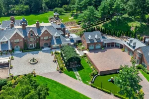 Billy Joel vend un domaine riverain de New York pour un total de 35 millions de dollars