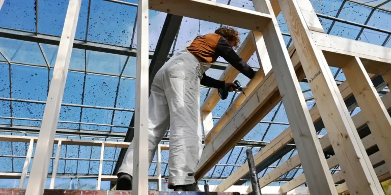 Nous avons construit une petite maison à l&rsquo;aide de ChatGPT : dans quels domaines l&rsquo;IA était la meilleure et la pire