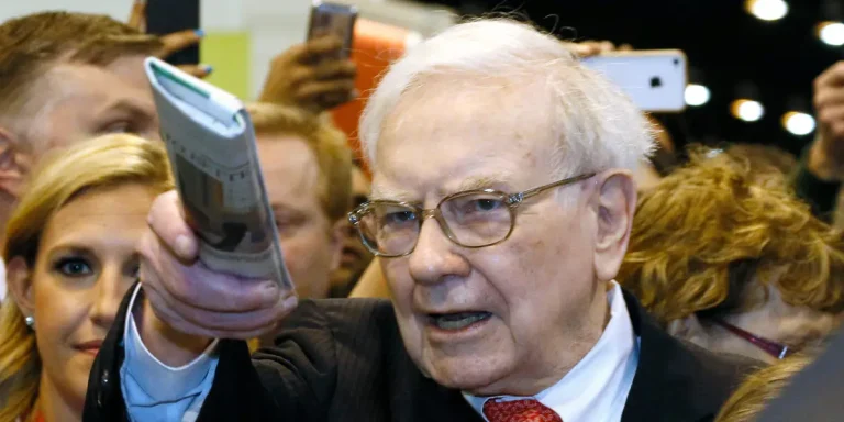 Pourquoi les actions du New York Times correspondent au dernier pari de l&rsquo;ère Warren Buffett