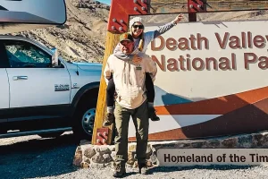 Un Nester vide de la génération X a été réduit d&rsquo;une maison du Texas pour vivre dans un camping-car