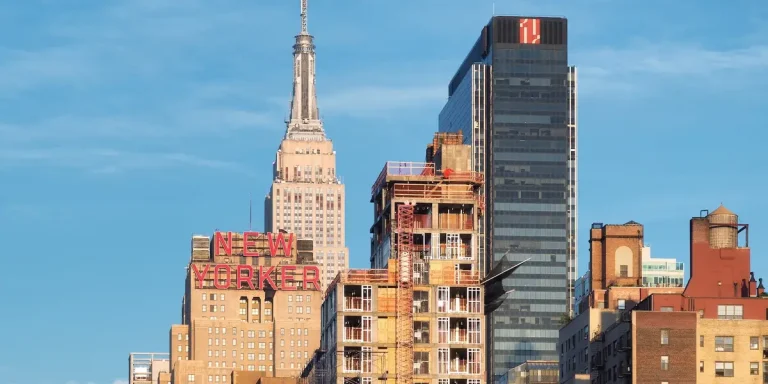 Un homme a payé 200 $ pour une nuit dans un hôtel, puis y a vécu gratuitement pendant 5 ans