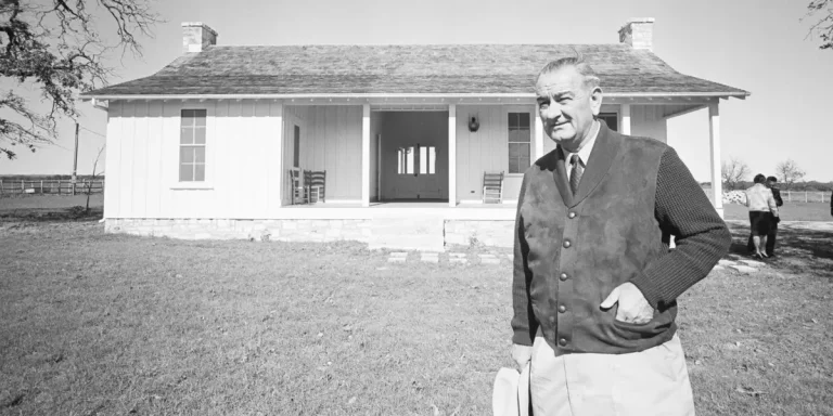 16 présidents américains qui ont grandi dans des foyers étonnamment humbles : photos