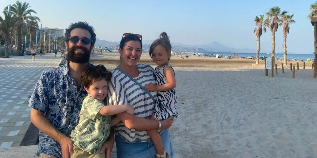 Après avoir eu 40 ans, j'ai déménagé ma famille en Espagne ; Ça se passe bien mais c'est dur