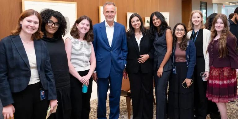 BNY offre 6 500 $ pour un premier logement à certains travailleurs les moins bien payés