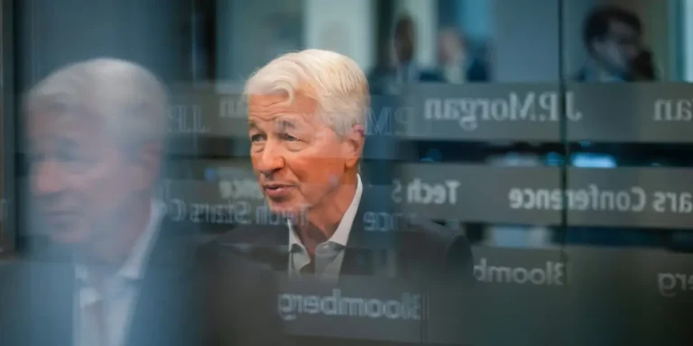 Dans les efforts de JPMorgan pour suivre l&rsquo;utilisation de l&rsquo;IA par ses ingénieurs