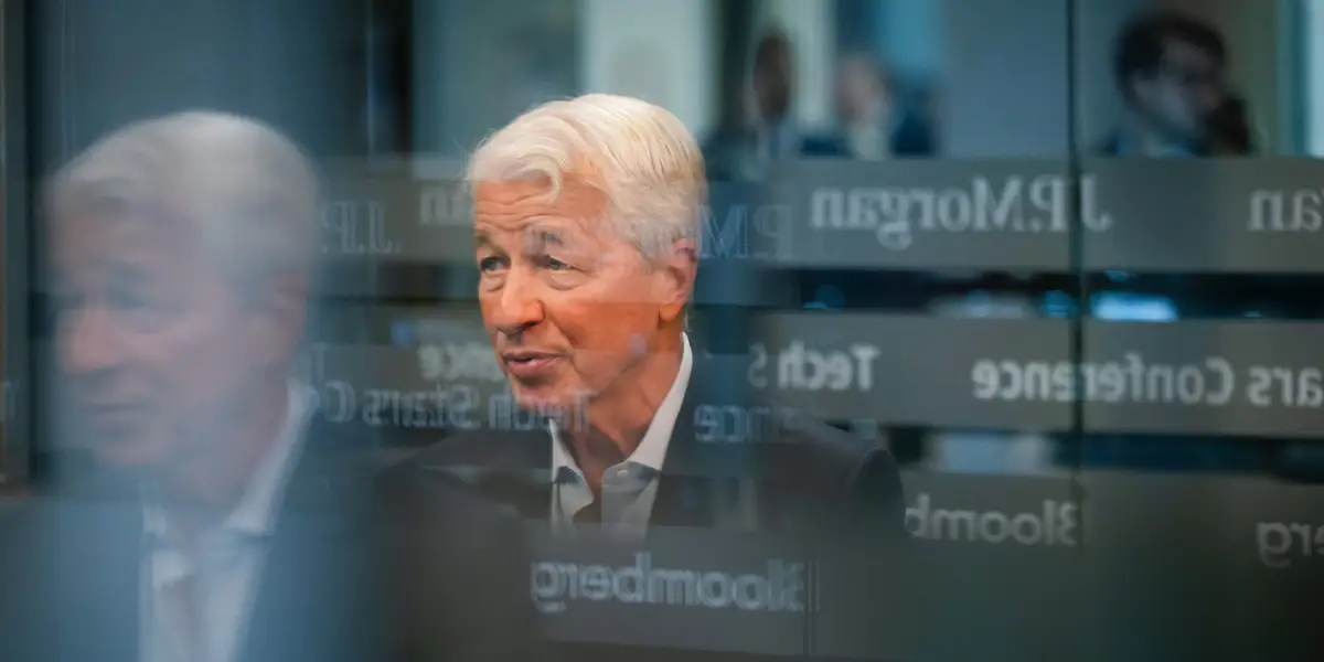 Dans les efforts de JPMorgan pour suivre l'utilisation de l'IA par ses ingénieurs