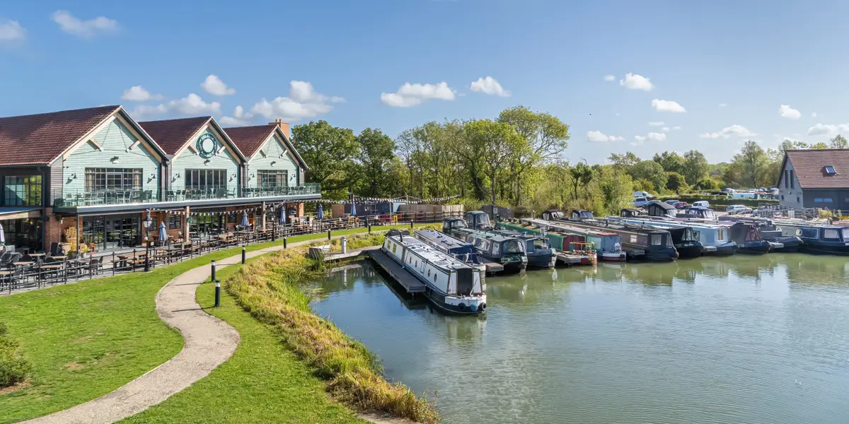 J'ai déménagé dans l'une des « pires villes du Royaume-Uni » pour un emploi ; En fait, j'aime ça